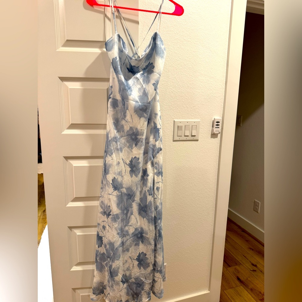 12 tribe dress, size small, new with tags, open back.